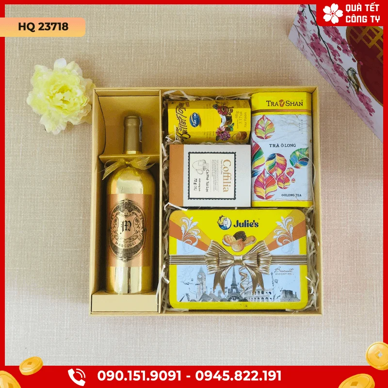 Hộp Quà Tết QN23718 1 mời quý khách ghé thăm quatetcongty.com để mua sản phẩm chính hãng