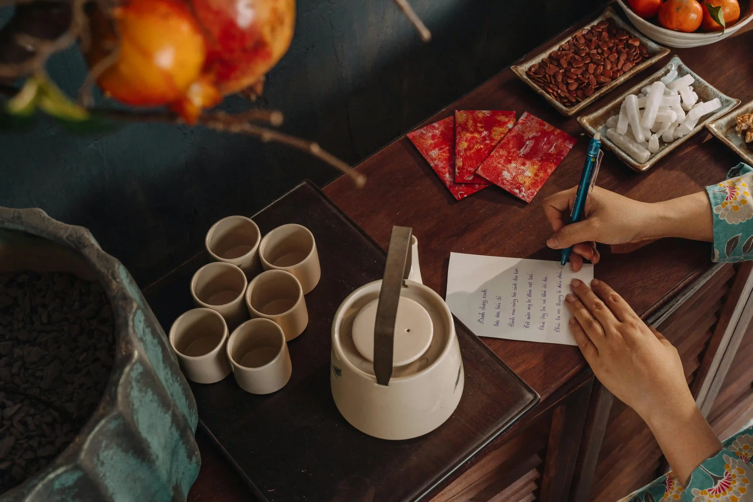 ý nghĩa của việc tặng quà tết trong văn hóa việt nam (6) Ý nghĩa của việc tặng quà Tết trong văn hóa Việt Nam (6)